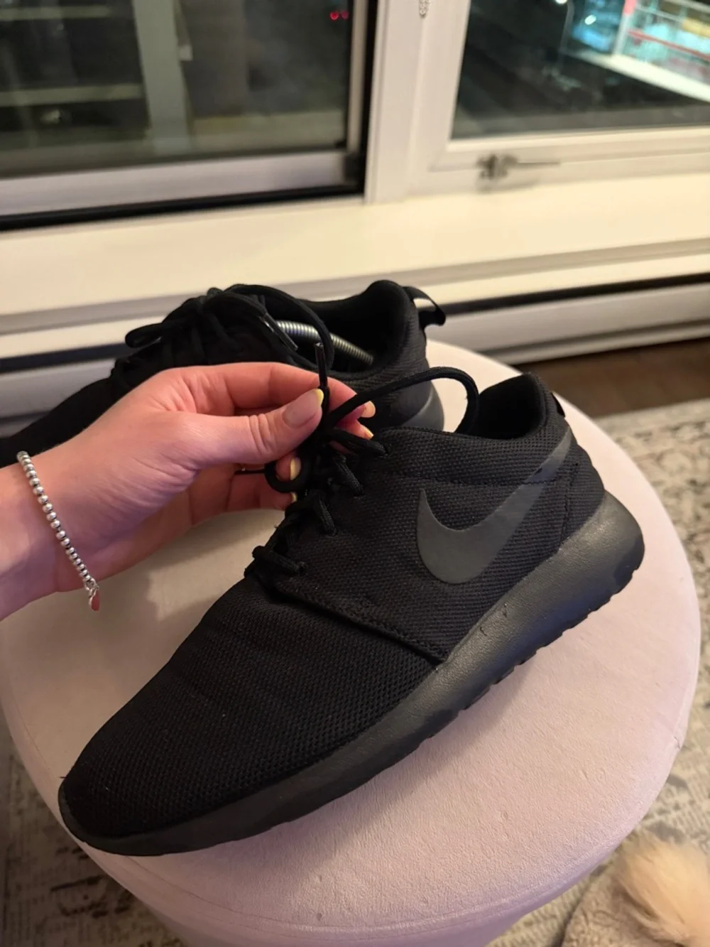 Nice Roshe running shoes - Picture 3 of 7